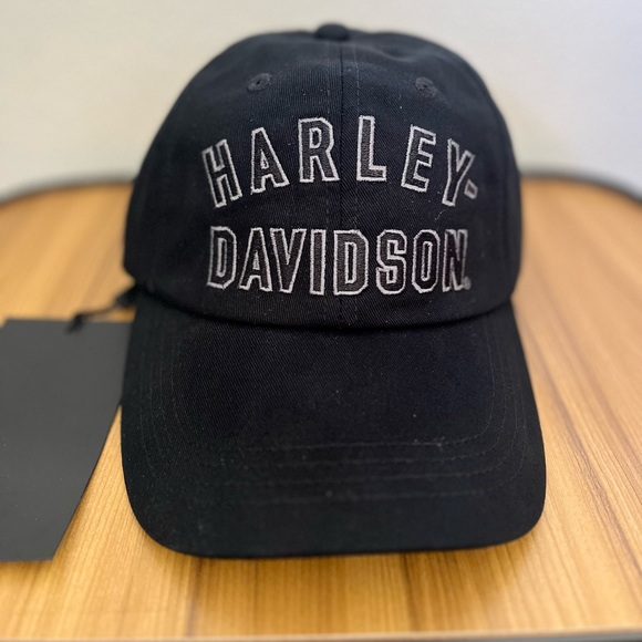 Harley-Davidson Black Cap - Picture 1 of 5